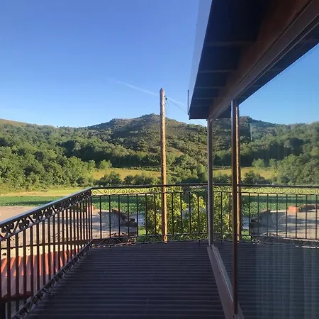 Cantinho Tecedeiras Дом отдыха Мондин-ди-Башту